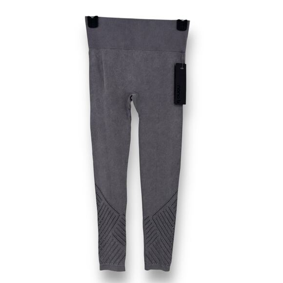 Mono B Laser Cut Seamless Yoga Leggings Womens Size Small - Picture 1 of 5